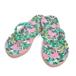 VERA BRADLEY Tropical Paradise Print Flip Flops